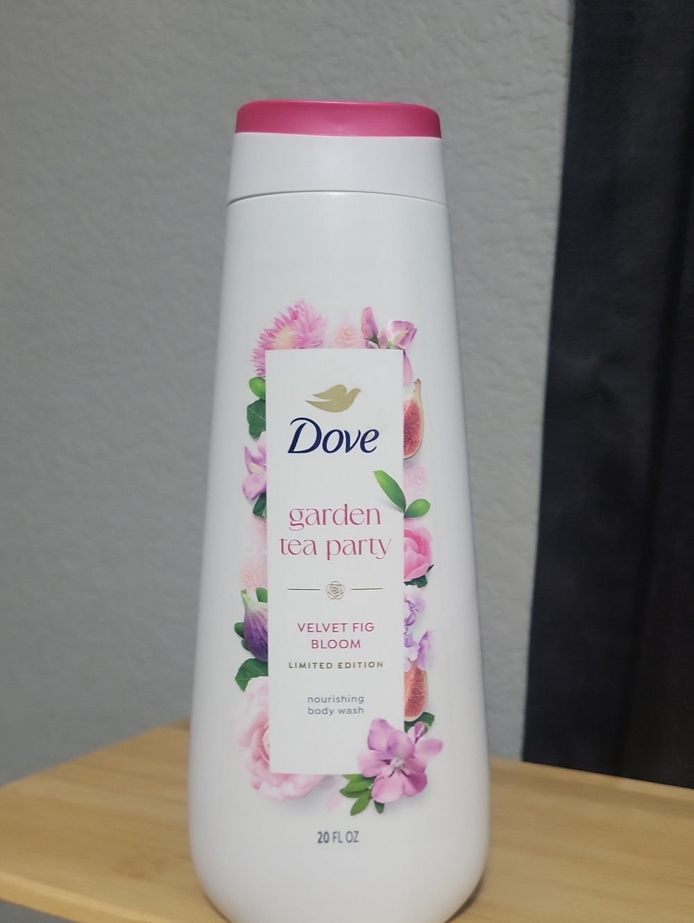 Dove Garden Tea Party Velvet Fig Bloom Body Wash -